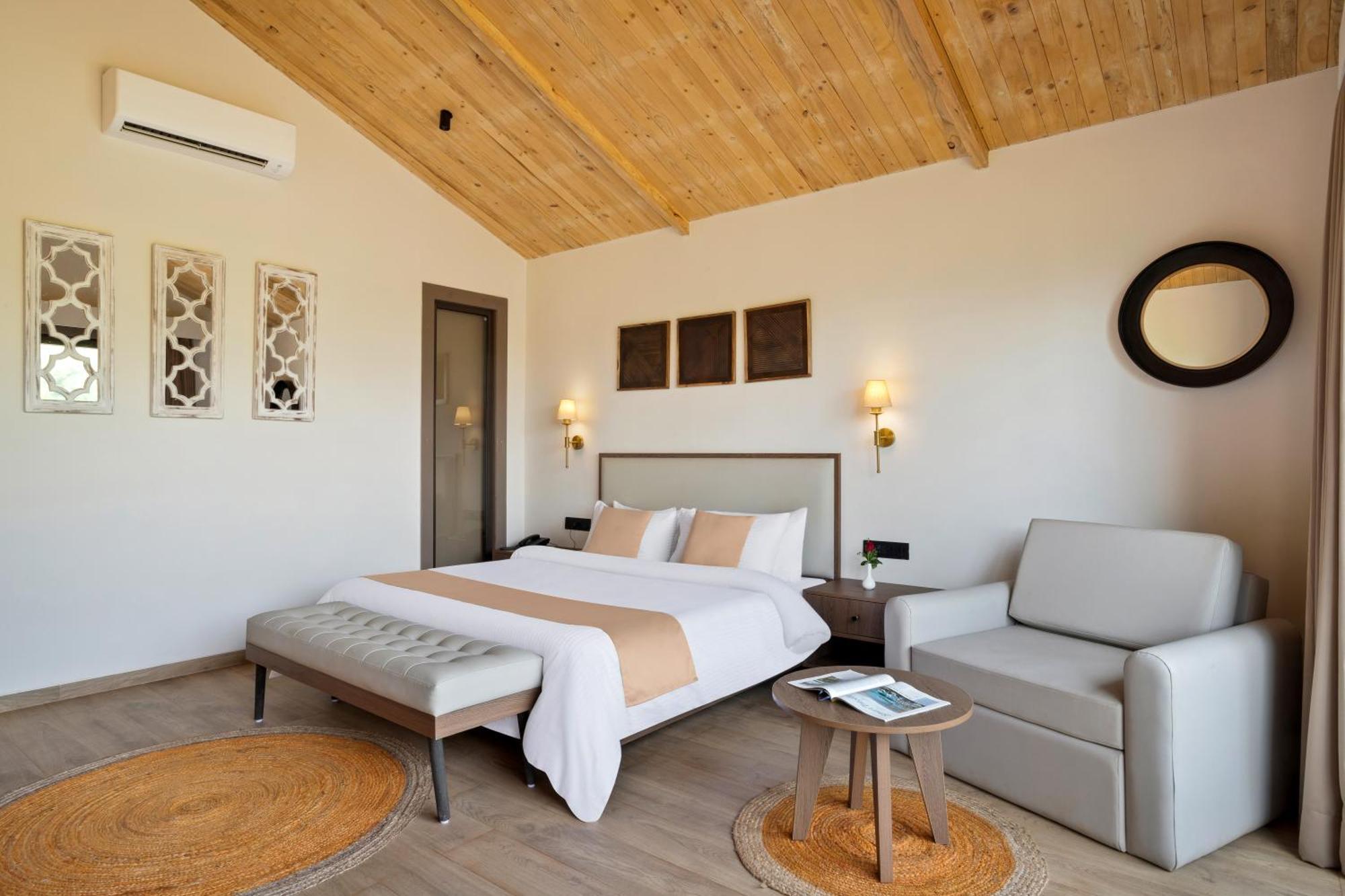 Stone Wood Premier Gokarna Hotel Gokarna  Kültér fotó