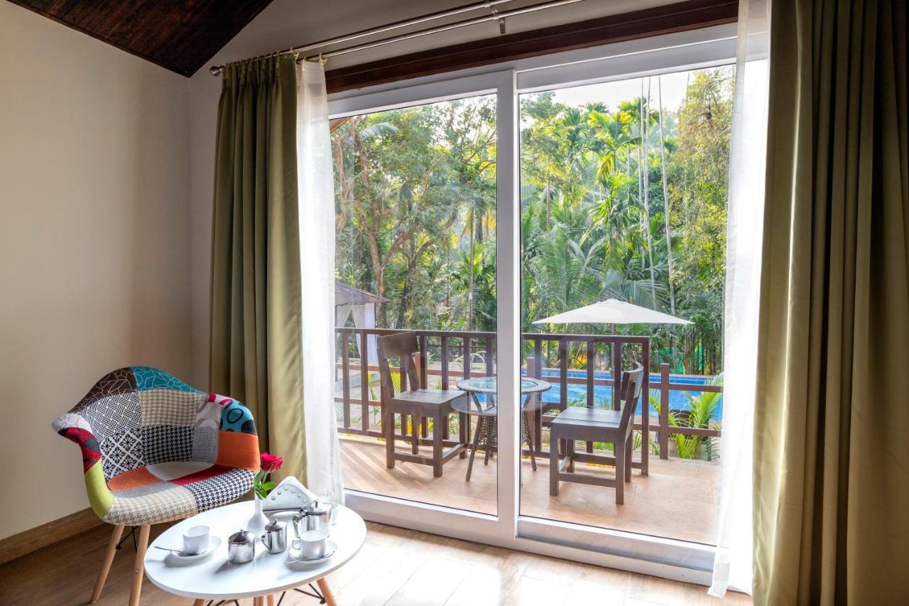 Stone Wood Premier Gokarna Hotel Gokarna  Kültér fotó